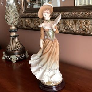 Giuseppe Armani figurine